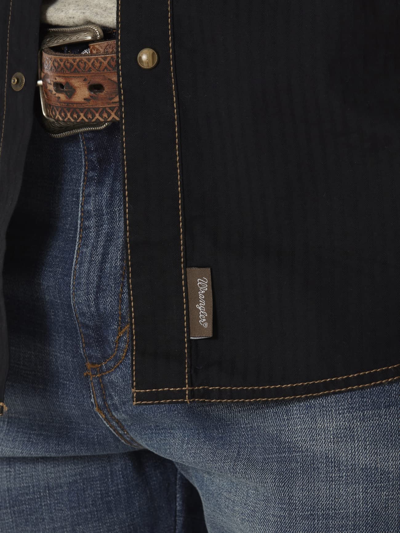 Wrangler Mens Retro Two Pocket Long Sleeve Snap Shirt Discontinued